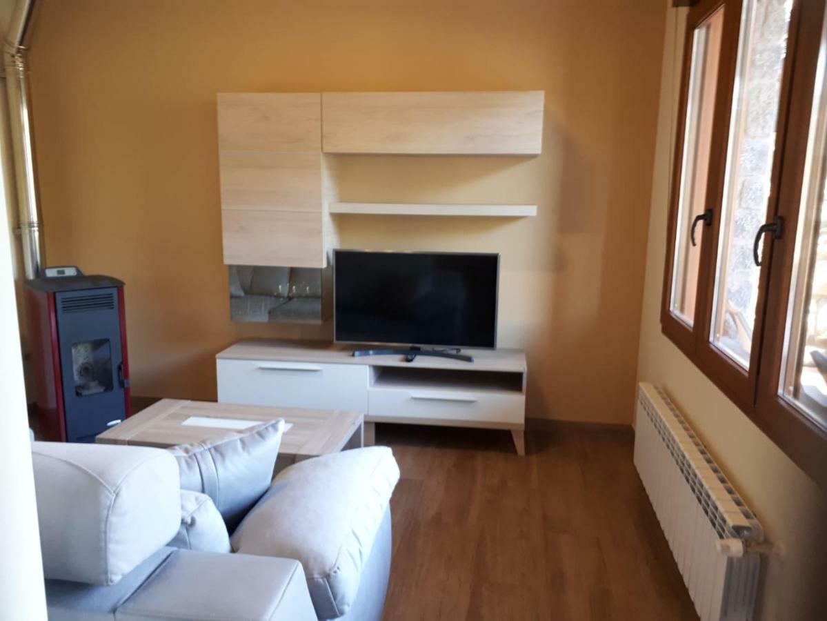 Mieses Apartamentos Camino Santo Toribio מראה חיצוני תמונה