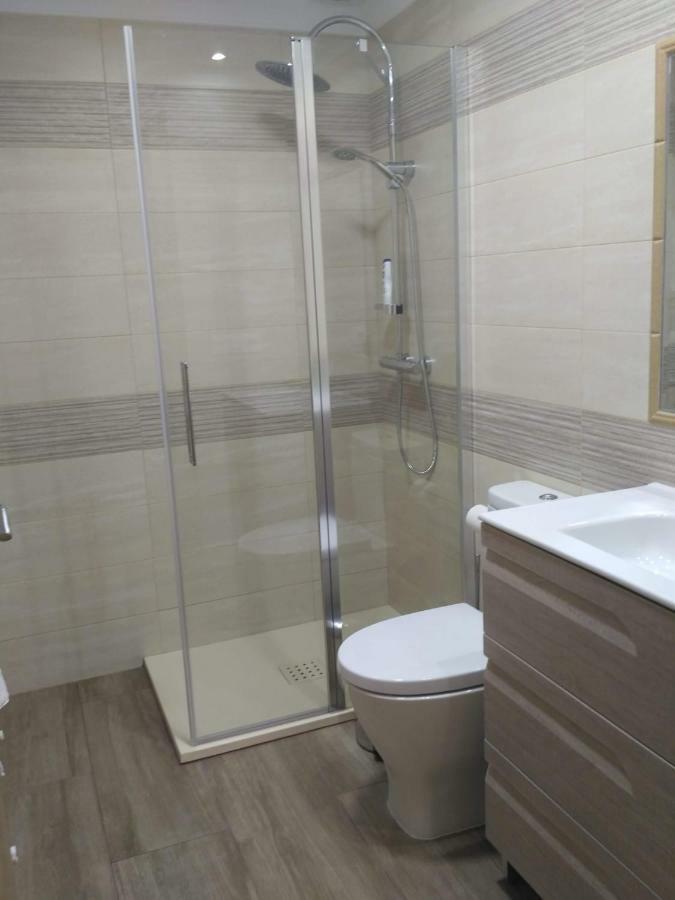 Mieses Apartamentos Camino Santo Toribio מראה חיצוני תמונה