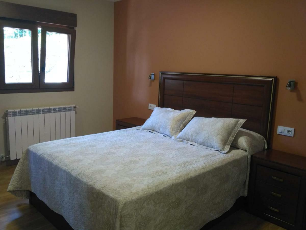 Mieses Apartamentos Camino Santo Toribio מראה חיצוני תמונה